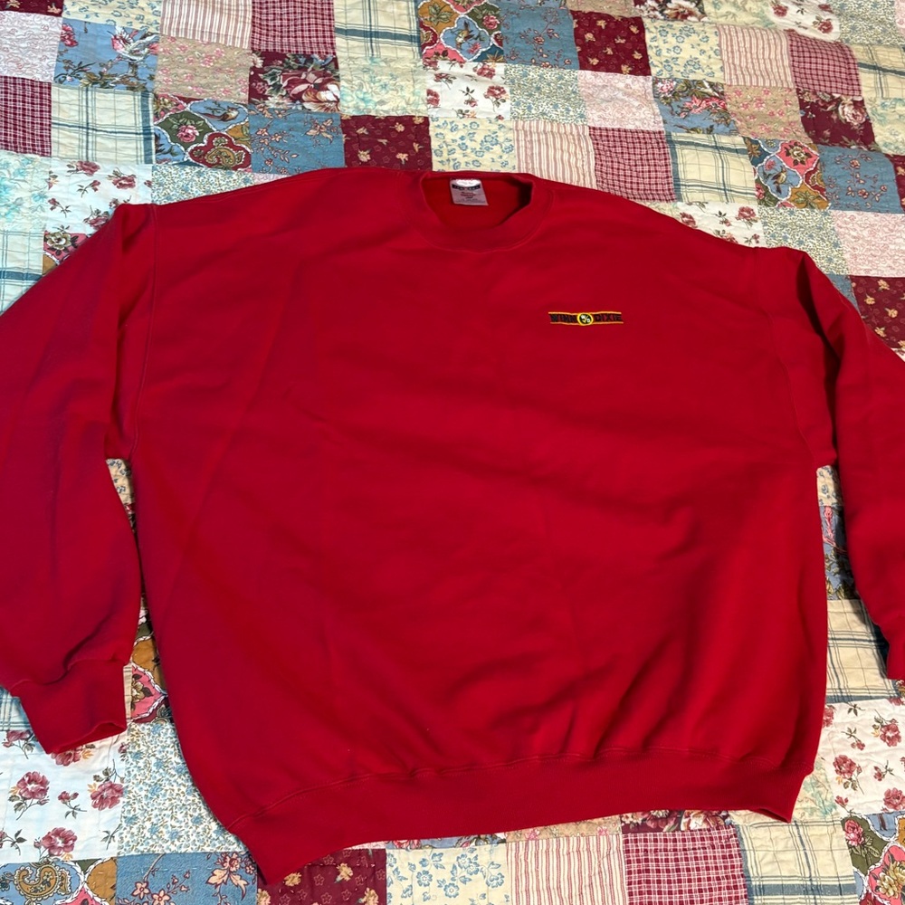Vintage 2X (fits a little small) Winn Dixie like new sweatshirt